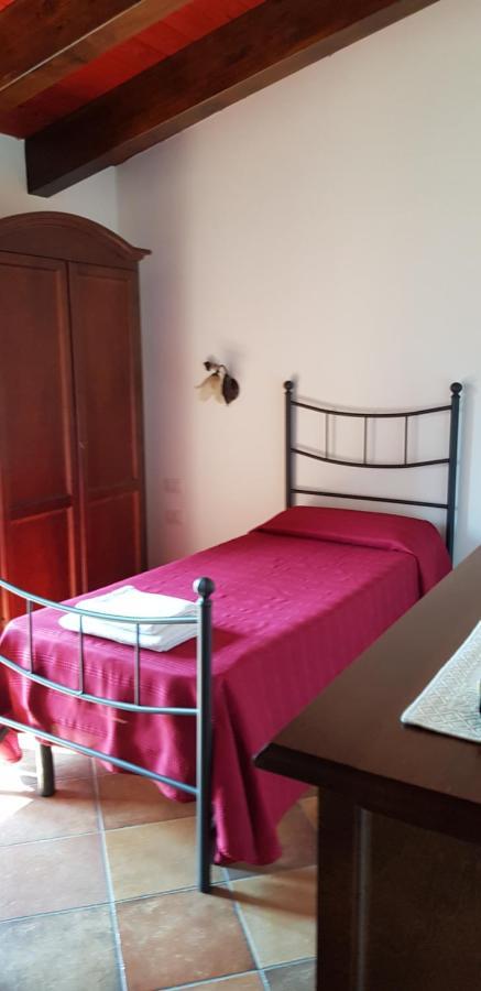 Bed & Breakfast S' Accorru Bed & Breakfast SantʼAntìoco Exterior foto